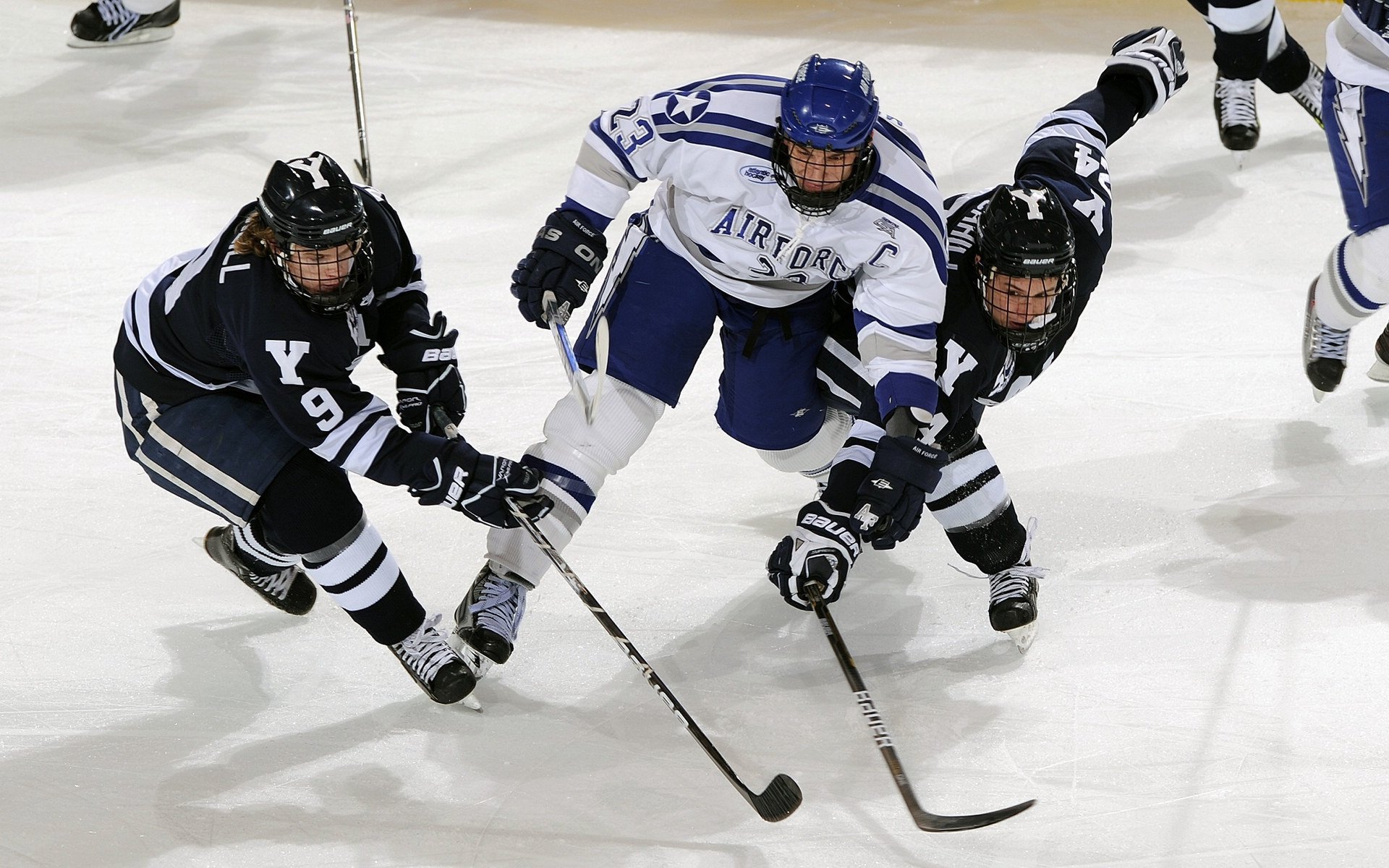 开云体育官方网站-北欧寒刃斩太极虎！奥恰洛夫领军，瑞典队以体系化胜利轻取韩国